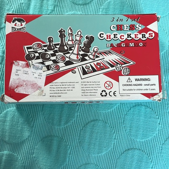 Chess checkers backgammon 3 in 1 set by Lucky Lad - Picture 2 of 12